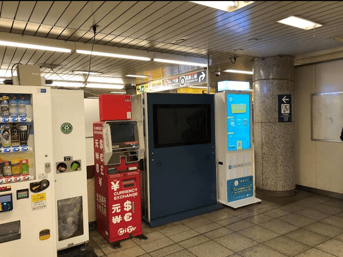 東京メトロ 副都心線 池袋駅（C4出入口付近）