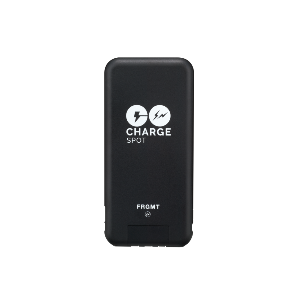 fragment design × ChargeSPOT 第二弾モバイルバッテリー | ChargeSPOT