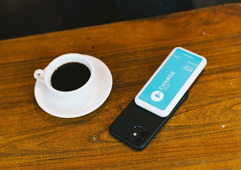 「ChargeSPOT」の安全設計 〜いつでも、どこでも安心して使える理由とは?〜